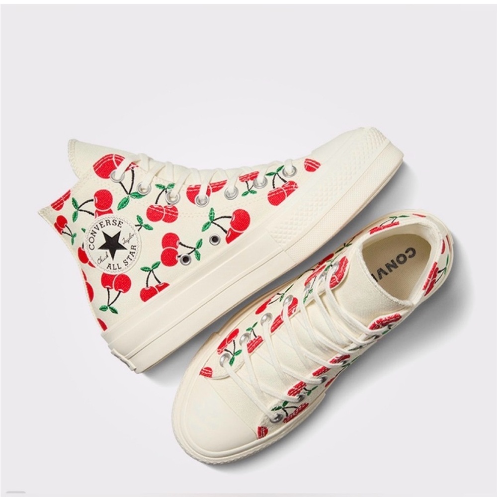 Converse Chuck Taylor All Star Lift
Platform Cherry Shoes Sneakers Women's
7.5